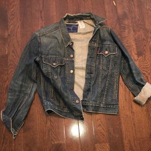 MENS MEDIUM OLD FASHION LEVI’S JEAN JACKET